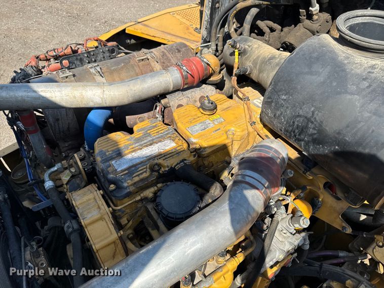 image for item ED1523 2012 Caterpillar 740B articulated haul truck