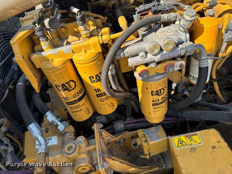 image for item ED1523 2012 Caterpillar 740B articulated haul truck