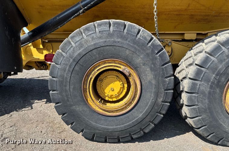 image for item ED1523 2012 Caterpillar 740B articulated haul truck