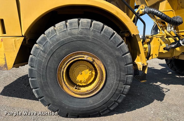 image for item ED1523 2012 Caterpillar 740B articulated haul truck