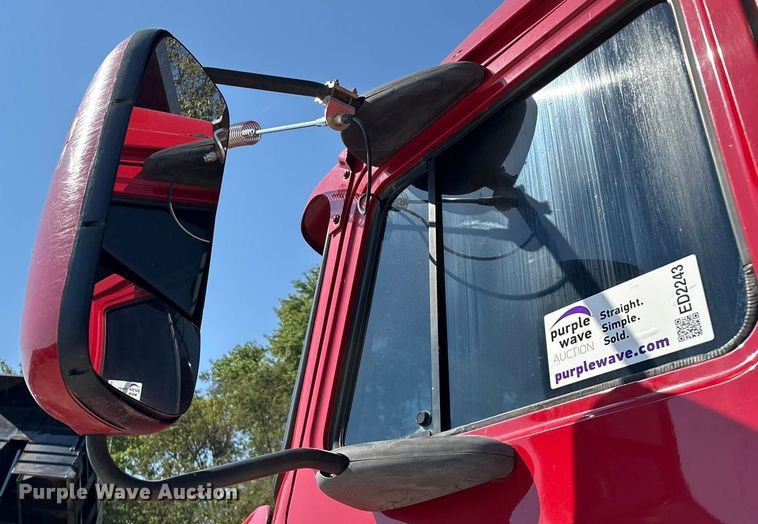 image for item ED2243 2003 Mack Vision Dump Truck