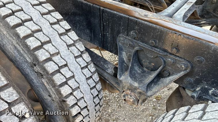 image for item ED2243 2003 Mack Vision Dump Truck