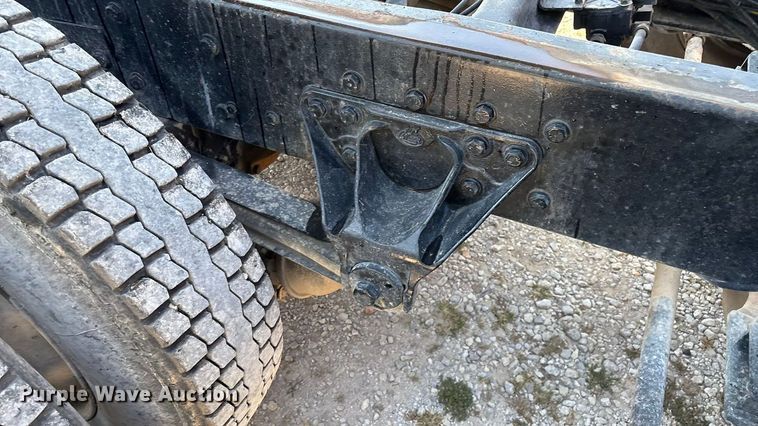 image for item ED2243 2003 Mack Vision Dump Truck