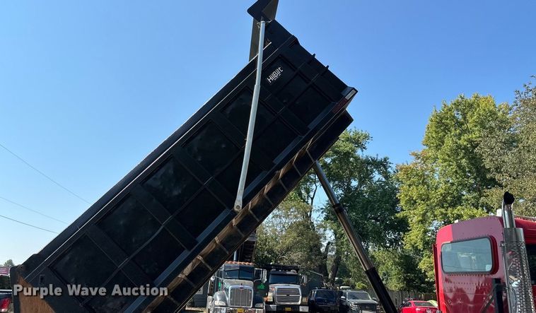 image for item ED2243 2003 Mack Vision Dump Truck