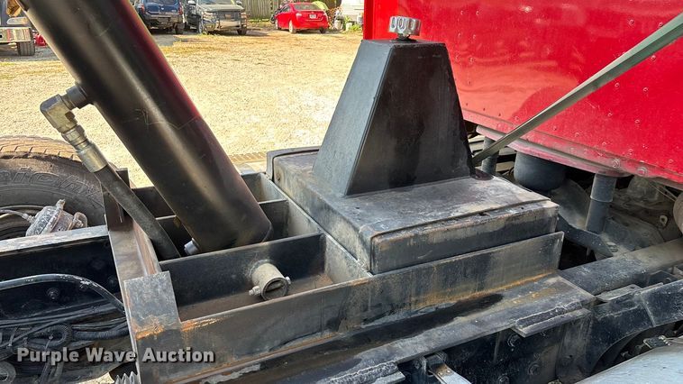 image for item ED2243 2003 Mack Vision Dump Truck