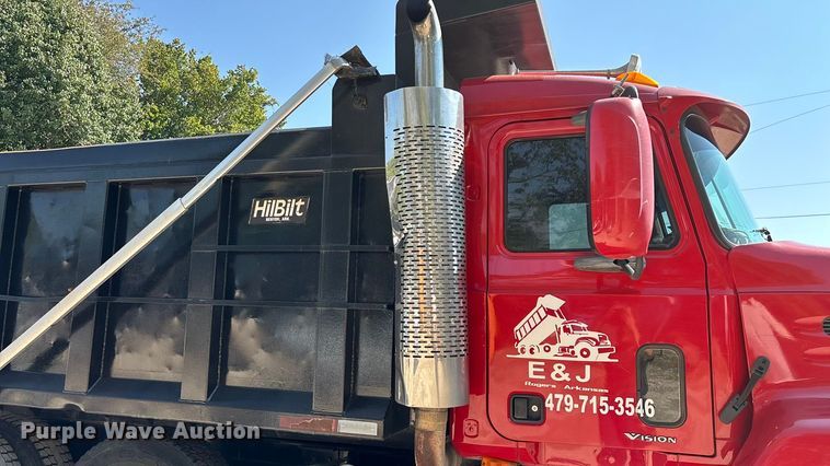 image for item ED2243 2003 Mack Vision Dump Truck