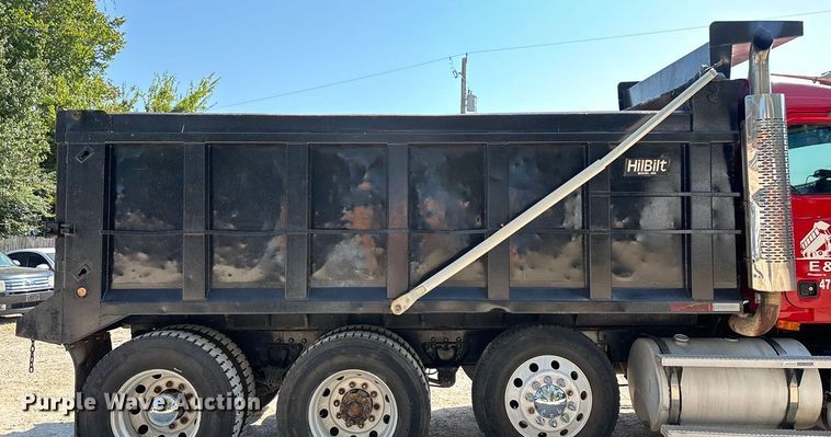 image for item ED2243 2003 Mack Vision Dump Truck