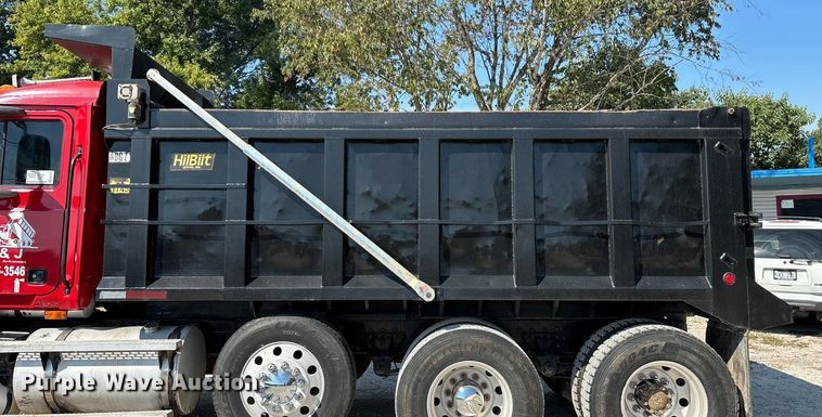 image for item ED2243 2003 Mack Vision Dump Truck