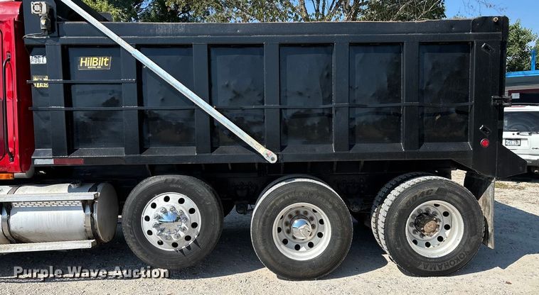 image for item ED2243 2003 Mack Vision Dump Truck