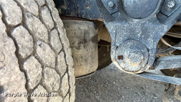 image for item ED2243 2003 Mack Vision Dump Truck