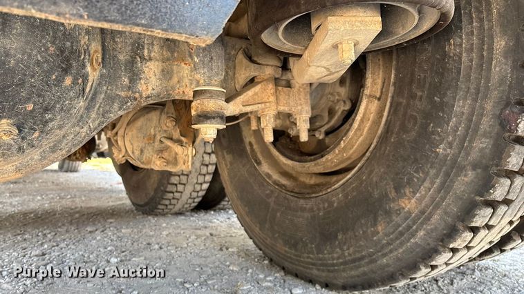 image for item ED2243 2003 Mack Vision Dump Truck