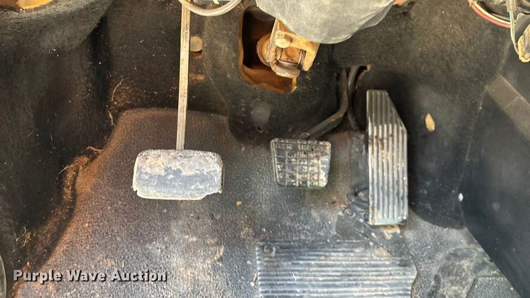 image for item ED2243 2003 Mack Vision Dump Truck