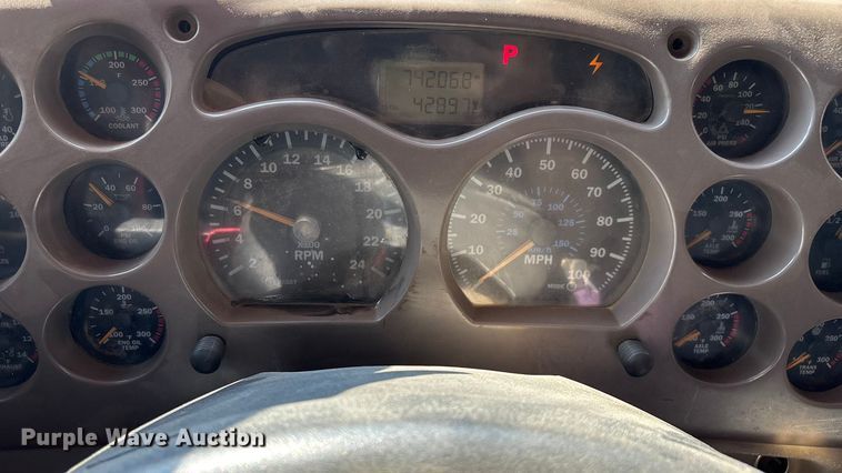 image for item ED2243 2003 Mack Vision Dump Truck