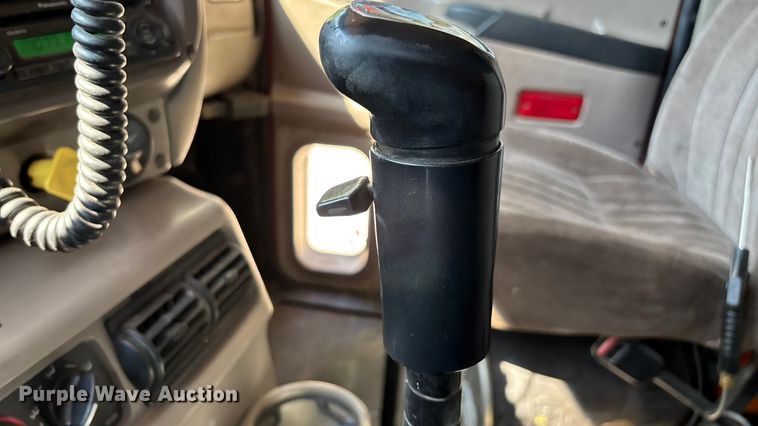 image for item ED2243 2003 Mack Vision Dump Truck