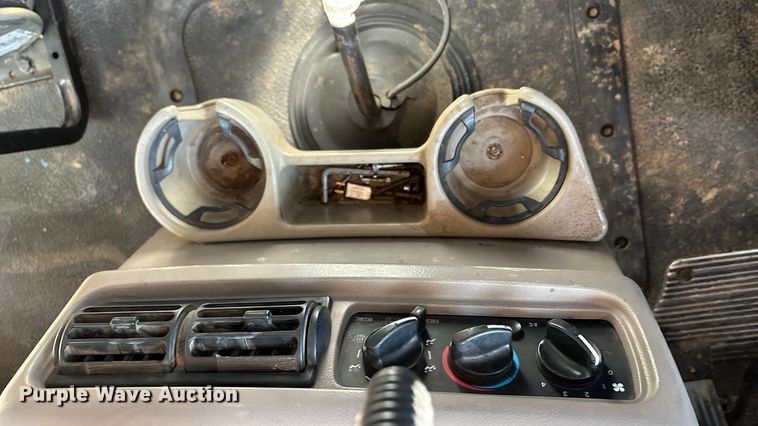 image for item ED2243 2003 Mack Vision Dump Truck