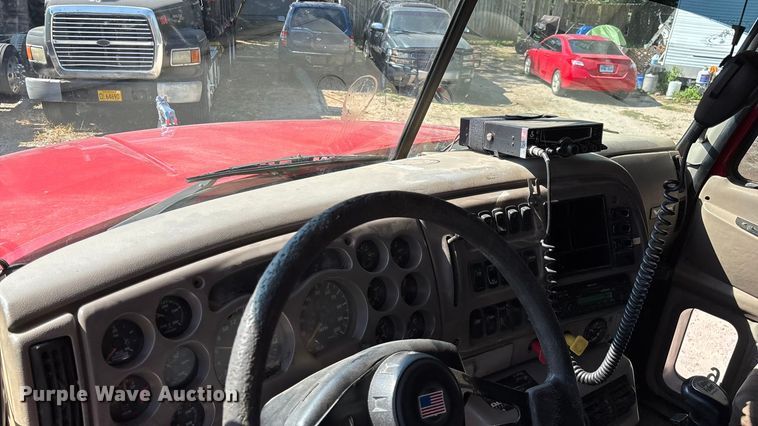 image for item ED2243 2003 Mack Vision Dump Truck