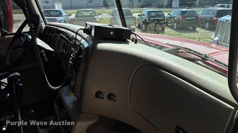 image for item ED2243 2003 Mack Vision Dump Truck