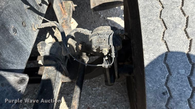 image for item ED2243 2003 Mack Vision Dump Truck