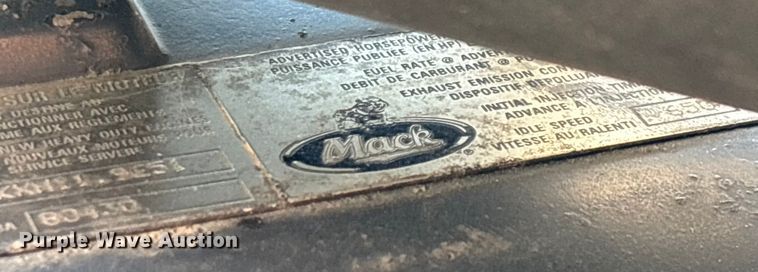 image for item ED2243 2003 Mack Vision Dump Truck