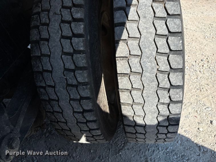 image for item ED2243 2003 Mack Vision Dump Truck