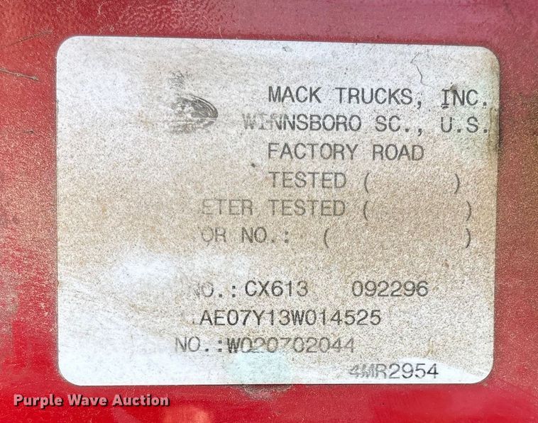 image for item ED2243 2003 Mack Vision Dump Truck