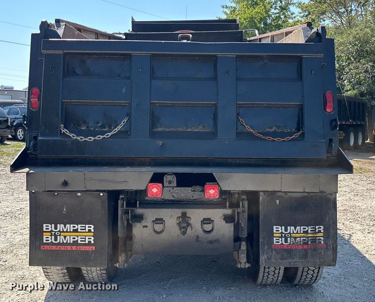 image for item ED2244 2007 Peterbilt 386 dump truck