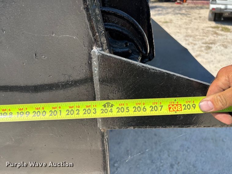 image for item ED2244 2007 Peterbilt 386 dump truck