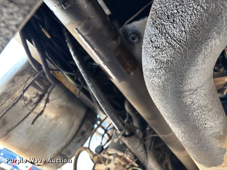 image for item ED2244 2007 Peterbilt 386 dump truck