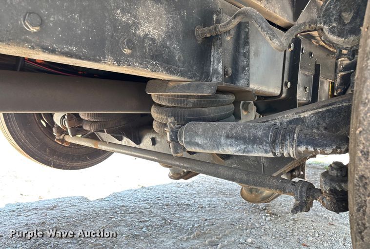 image for item ED2244 2007 Peterbilt 386 dump truck