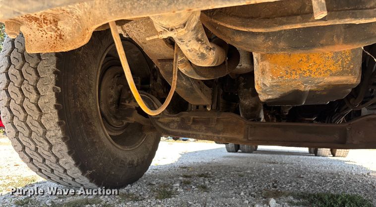 image for item ED2244 2007 Peterbilt 386 dump truck