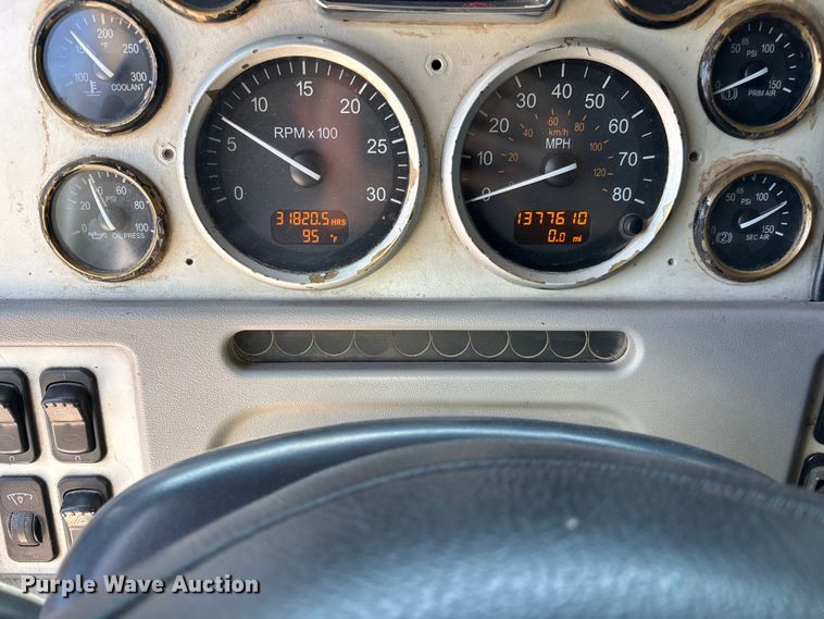 image for item ED2244 2007 Peterbilt 386 dump truck