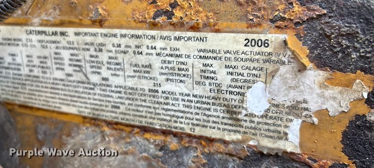 image for item ED2244 2007 Peterbilt 386 dump truck