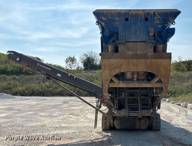 image for item ED2246 2021 Kleemann MOBIREX MR 130 Zi EVO2 losed circuit mobile impact crusher