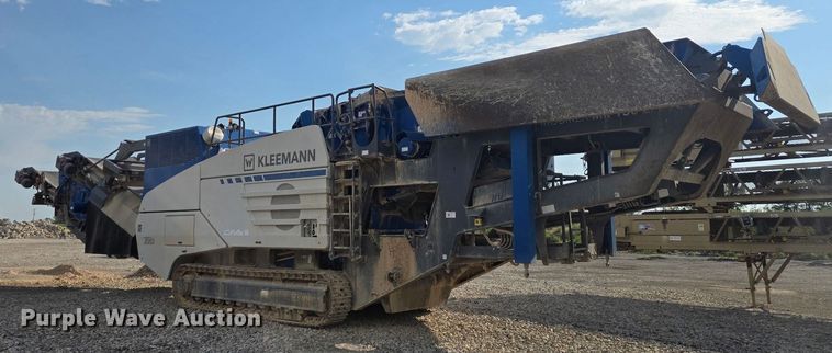 image for item ED2246 2021 Kleemann MOBIREX MR 130 Zi EVO2 losed circuit mobile impact crusher