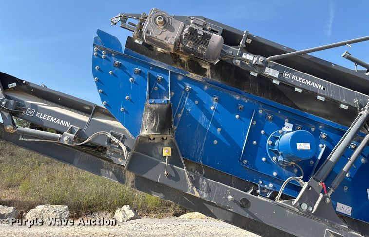 image for item ED2246 2021 Kleemann MOBIREX MR 130 Zi EVO2 losed circuit mobile impact crusher