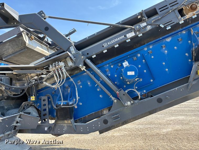 image for item ED2246 2021 Kleemann MOBIREX MR 130 Zi EVO2 losed circuit mobile impact crusher