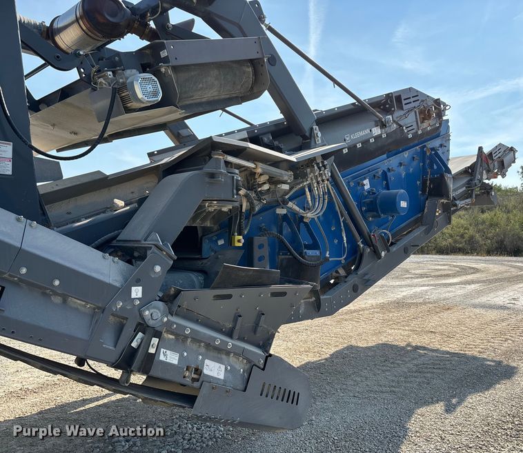 image for item ED2246 2021 Kleemann MOBIREX MR 130 Zi EVO2 losed circuit mobile impact crusher