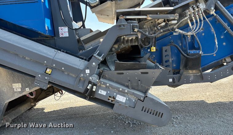 image for item ED2246 2021 Kleemann MOBIREX MR 130 Zi EVO2 losed circuit mobile impact crusher