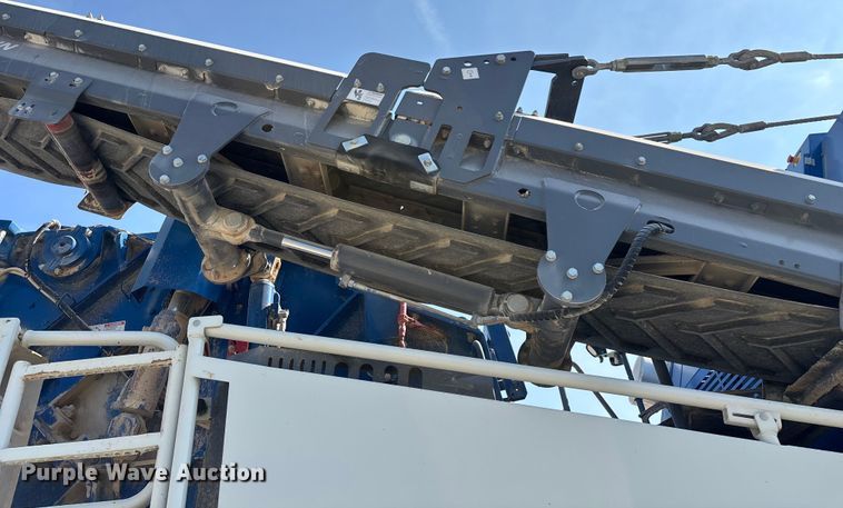 image for item ED2246 2021 Kleemann MOBIREX MR 130 Zi EVO2 losed circuit mobile impact crusher