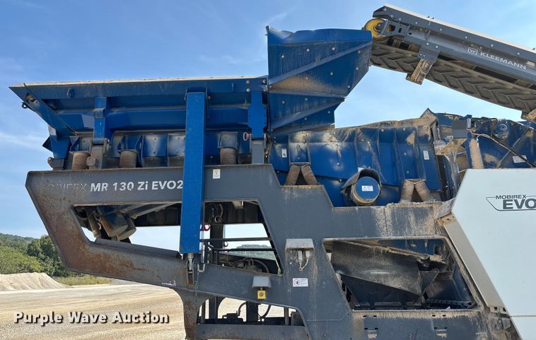 image for item ED2246 2021 Kleemann MOBIREX MR 130 Zi EVO2 losed circuit mobile impact crusher