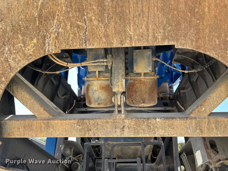 image for item ED2246 2021 Kleemann MOBIREX MR 130 Zi EVO2 losed circuit mobile impact crusher