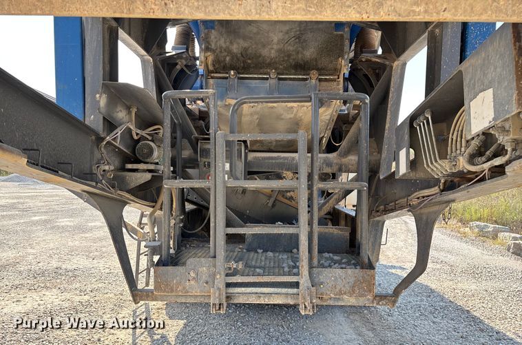 image for item ED2246 2021 Kleemann MOBIREX MR 130 Zi EVO2 losed circuit mobile impact crusher