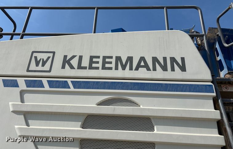 image for item ED2246 2021 Kleemann MOBIREX MR 130 Zi EVO2 losed circuit mobile impact crusher