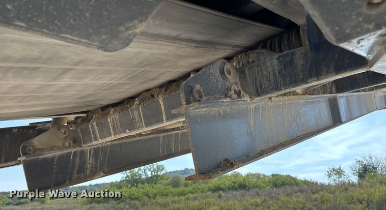 image for item ED2246 2021 Kleemann MOBIREX MR 130 Zi EVO2 losed circuit mobile impact crusher