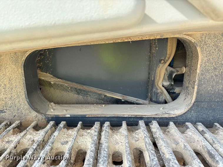 image for item ED2246 2021 Kleemann MOBIREX MR 130 Zi EVO2 losed circuit mobile impact crusher