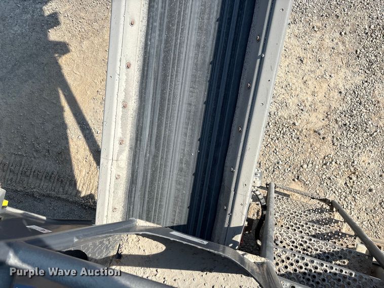 image for item ED2246 2021 Kleemann MOBIREX MR 130 Zi EVO2 losed circuit mobile impact crusher