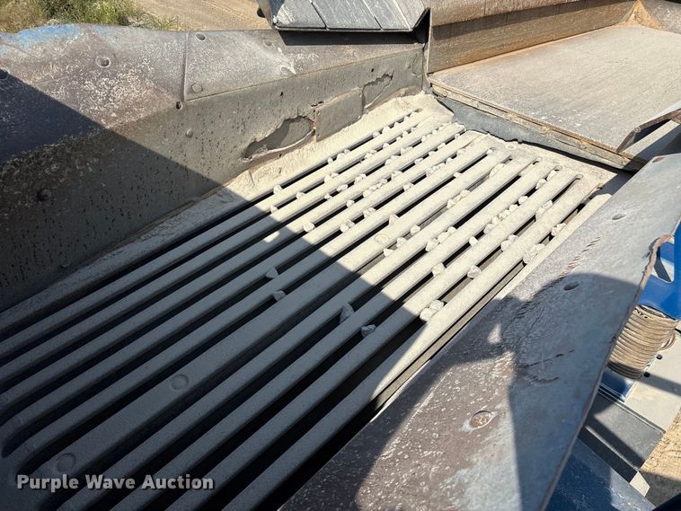 image for item ED2246 2021 Kleemann MOBIREX MR 130 Zi EVO2 losed circuit mobile impact crusher