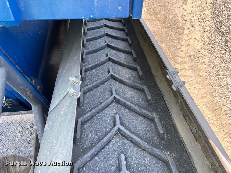 image for item ED2246 2021 Kleemann MOBIREX MR 130 Zi EVO2 losed circuit mobile impact crusher