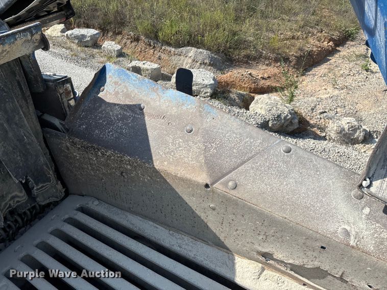 image for item ED2246 2021 Kleemann MOBIREX MR 130 Zi EVO2 losed circuit mobile impact crusher