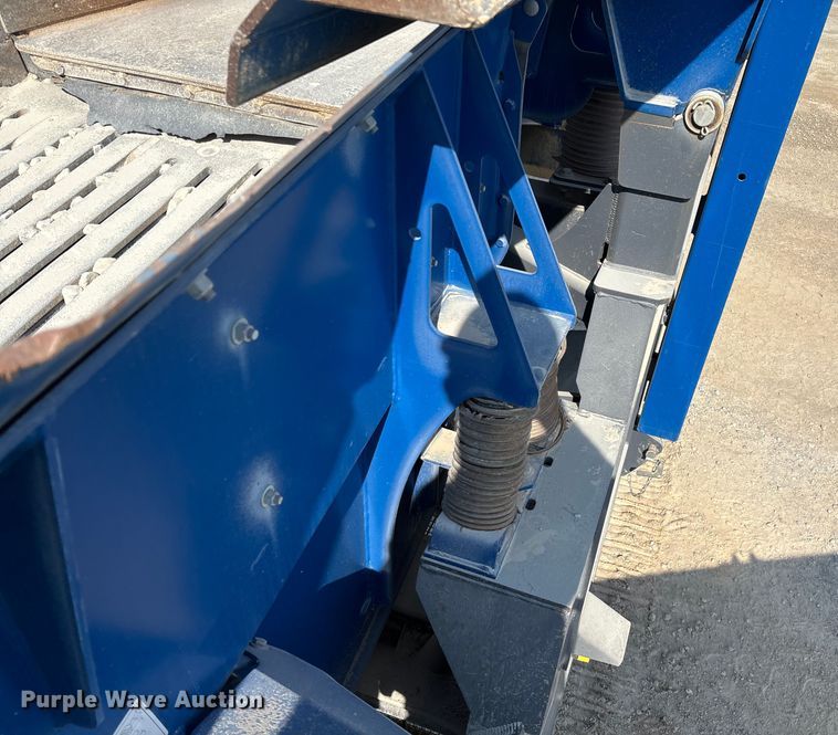 image for item ED2246 2021 Kleemann MOBIREX MR 130 Zi EVO2 losed circuit mobile impact crusher